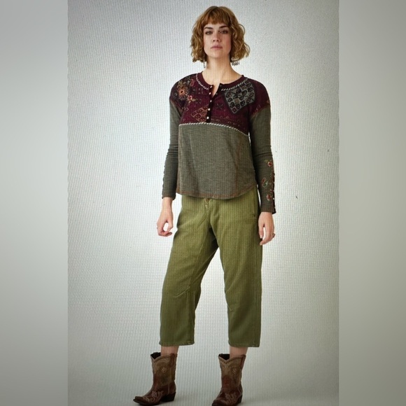 Double D Ranch Carpet Bagger Velvet Trim Henly Top Embroidered Size Xlarge NWT - Picture 1 of 12